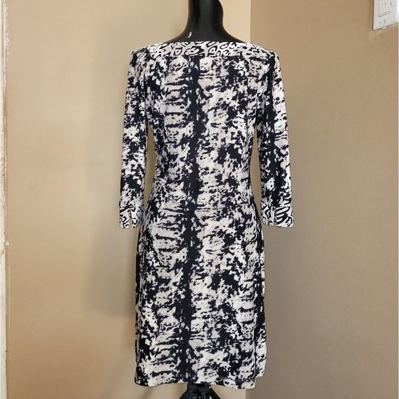 BCBG MAXAZRIA dress size M Medium - Picture 3 of 5